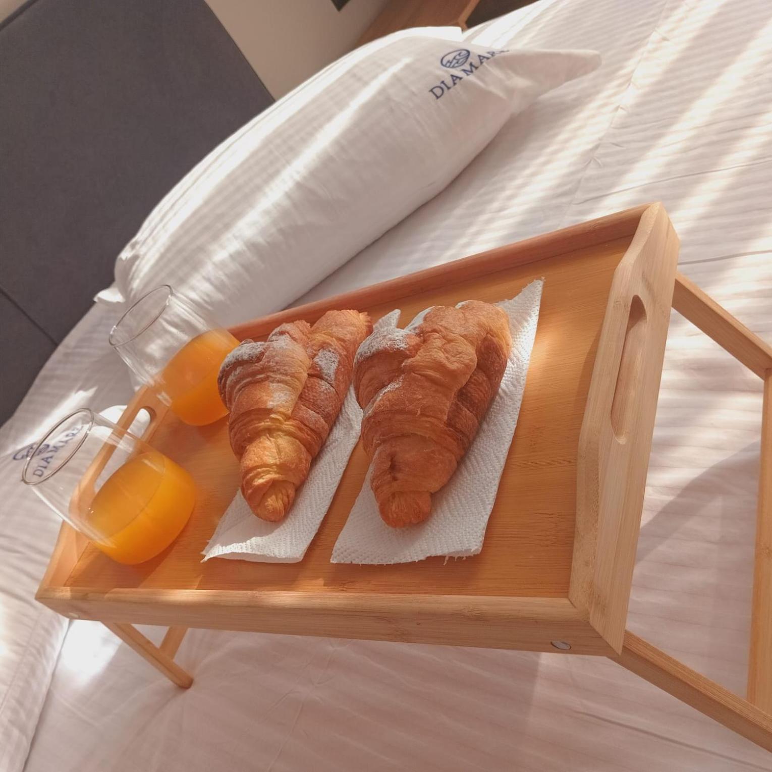 Dia Mare Deluxe Aparthotel Vlore Exterior photo