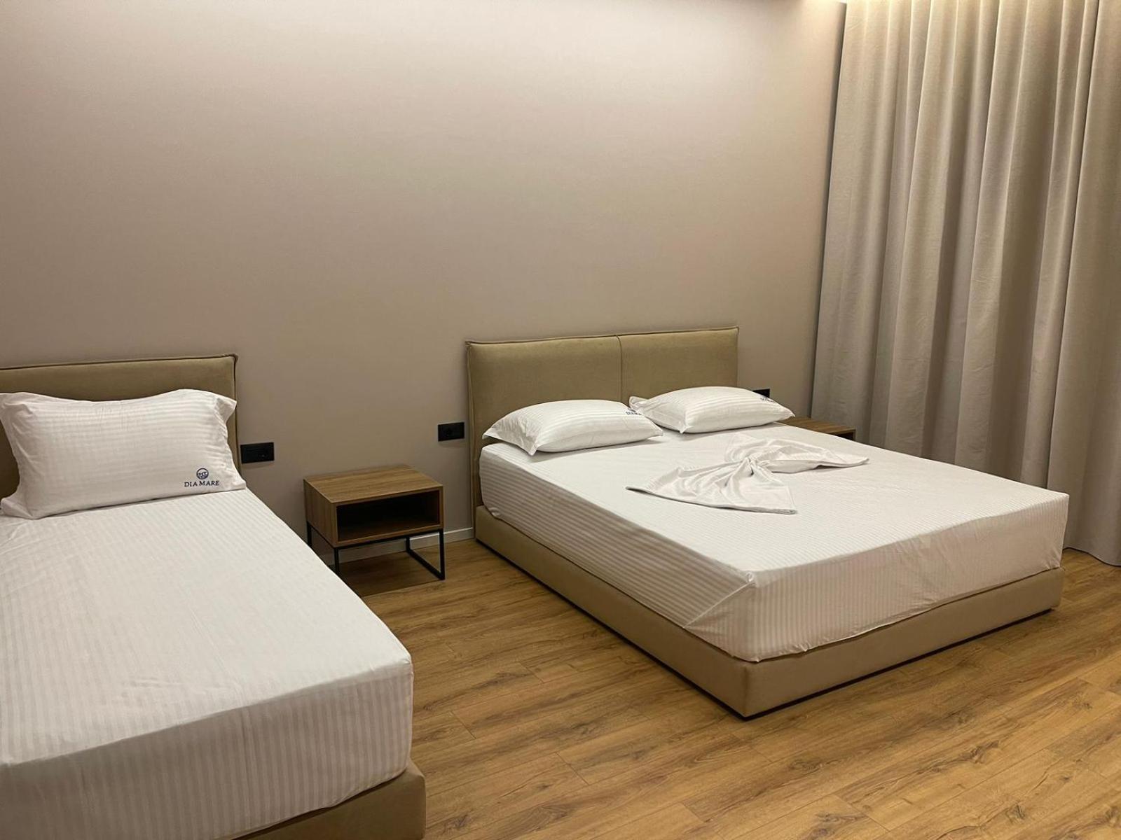 Dia Mare Deluxe Aparthotel Vlore Exterior photo